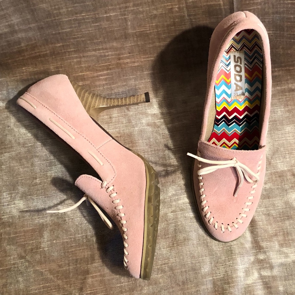 SODA Brand Soft Pink Suede Moccasin Stilettos